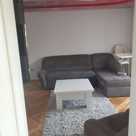 Loznicki Stan Na Dan 2 - Stan Na Dan Loznica Apartment Exterior foto